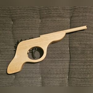 Wooden Gear Toy Gun